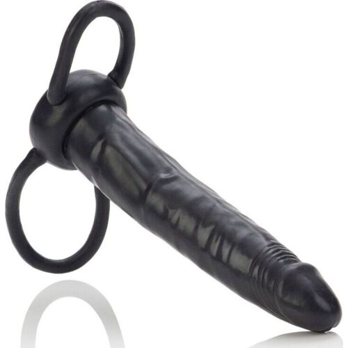 Dupla behatoló gyűrű CALEXOTICS ACCOMMODATOR DUAL PENETRATOR
